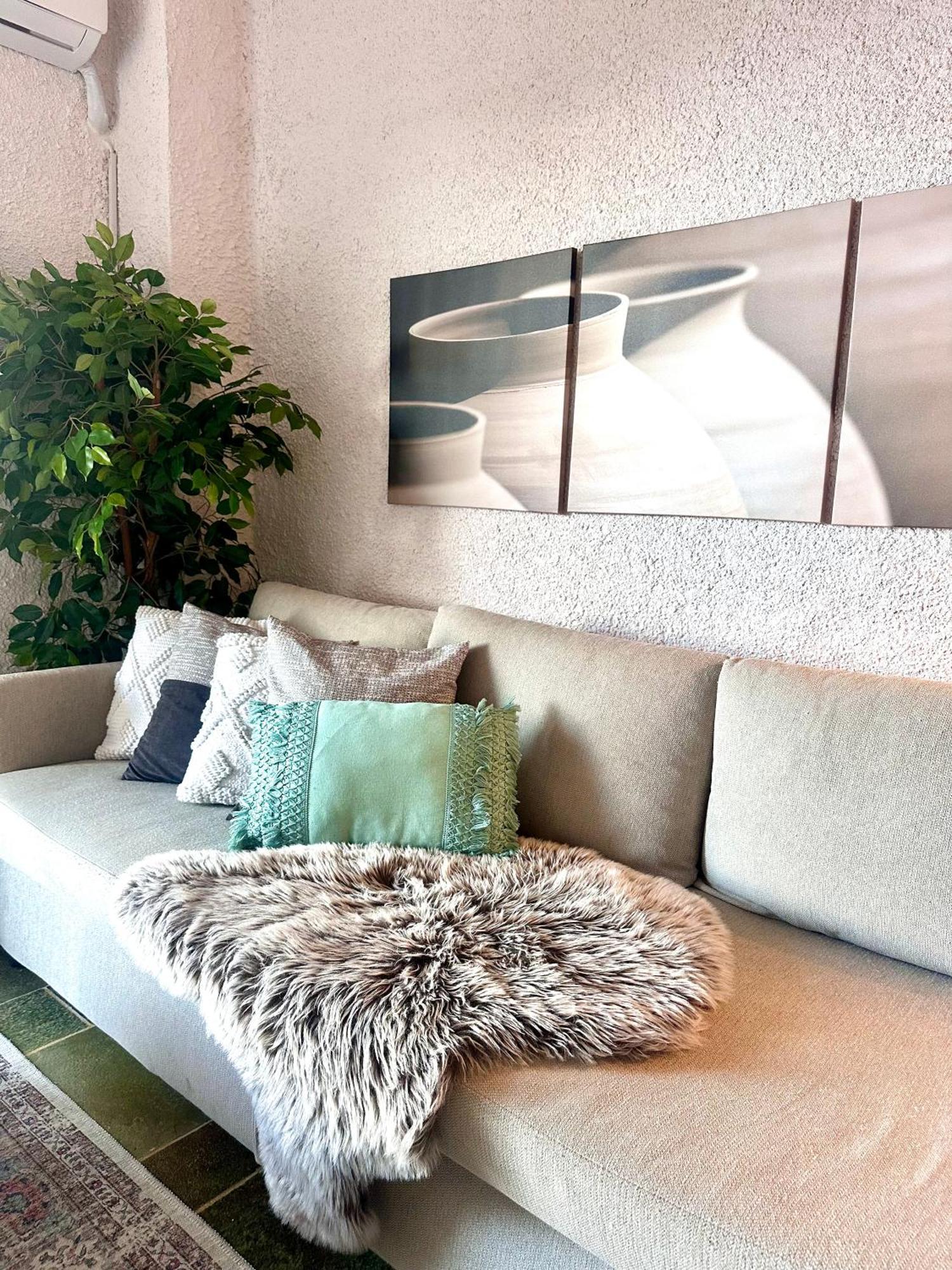 Seaterra Boutique Suite 칼라모스 외부 사진
